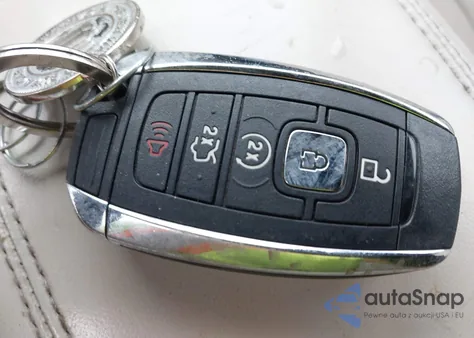 2018 Lincoln Mkc Reserve z USA, uszkodzony, nr VIN 5LMCJ3C96JUL00778